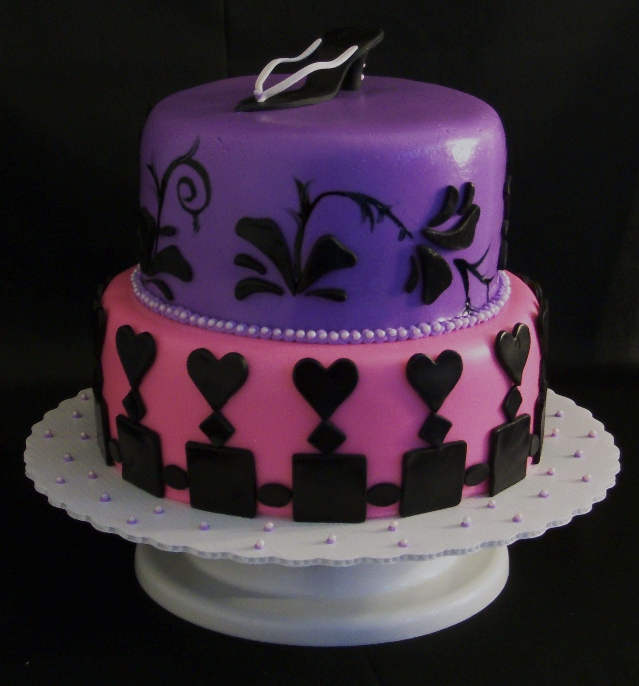2 tiered birthday cakes 