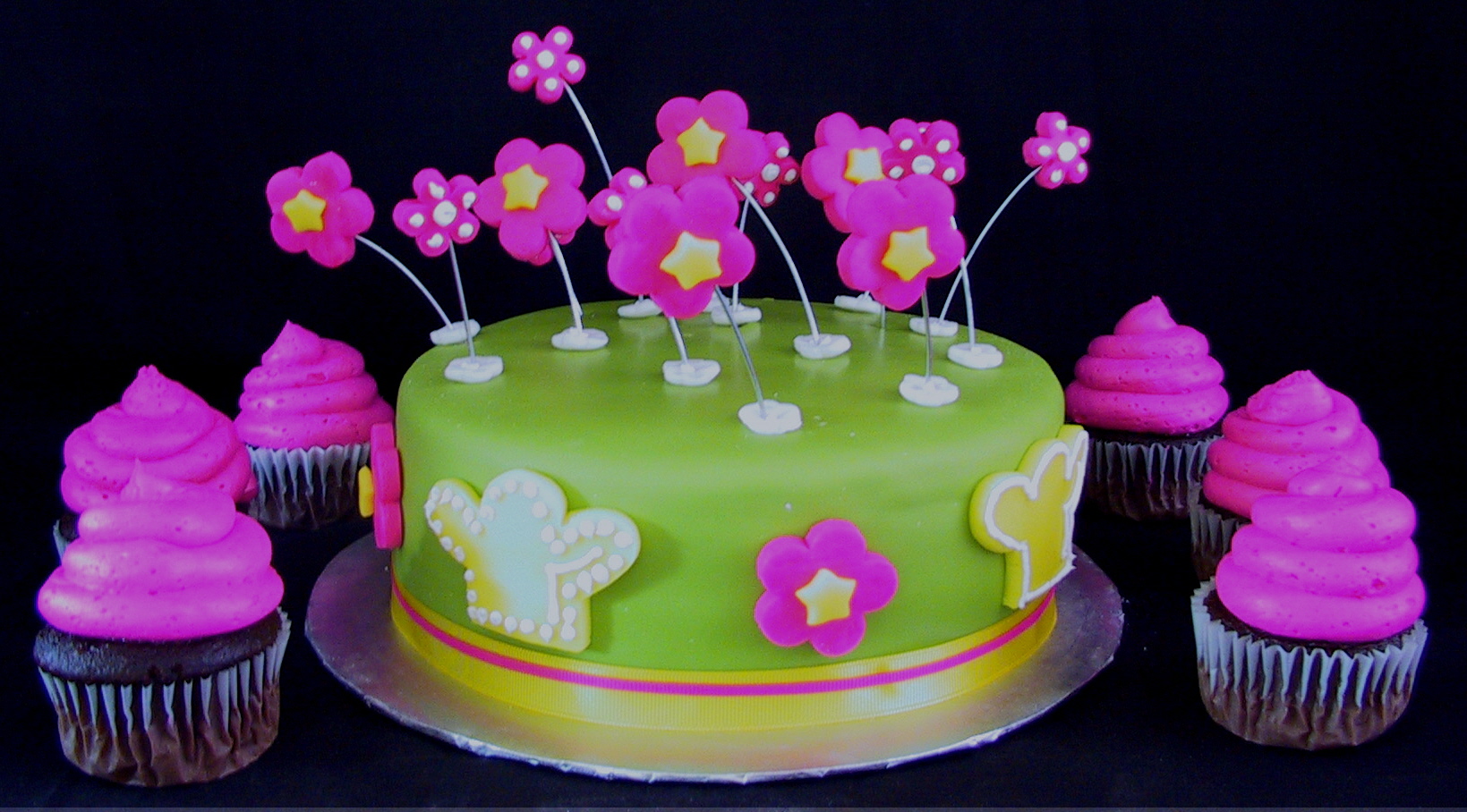 Fondant Birthday Cakes for Girls